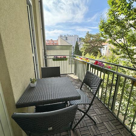 Vienna Apartment Gutarra II ภายนอก รูปภาพ